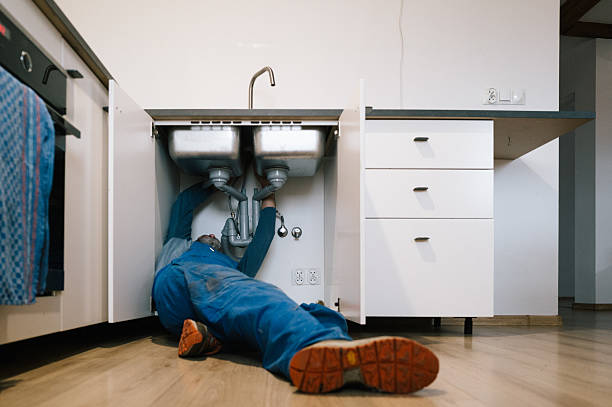 Professional Leak Detection technician working in Pine Grove, WV